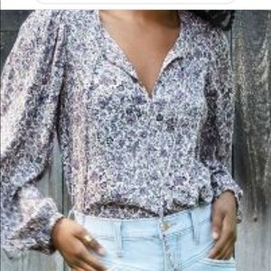 Universal Thread Top